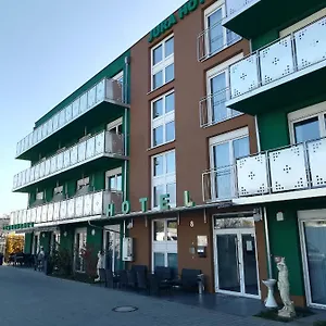 3* Otel Jura